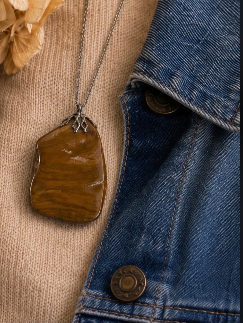 Polished Brown Tiger's Eye Stone Pendant - Classic Women’s Jewelry